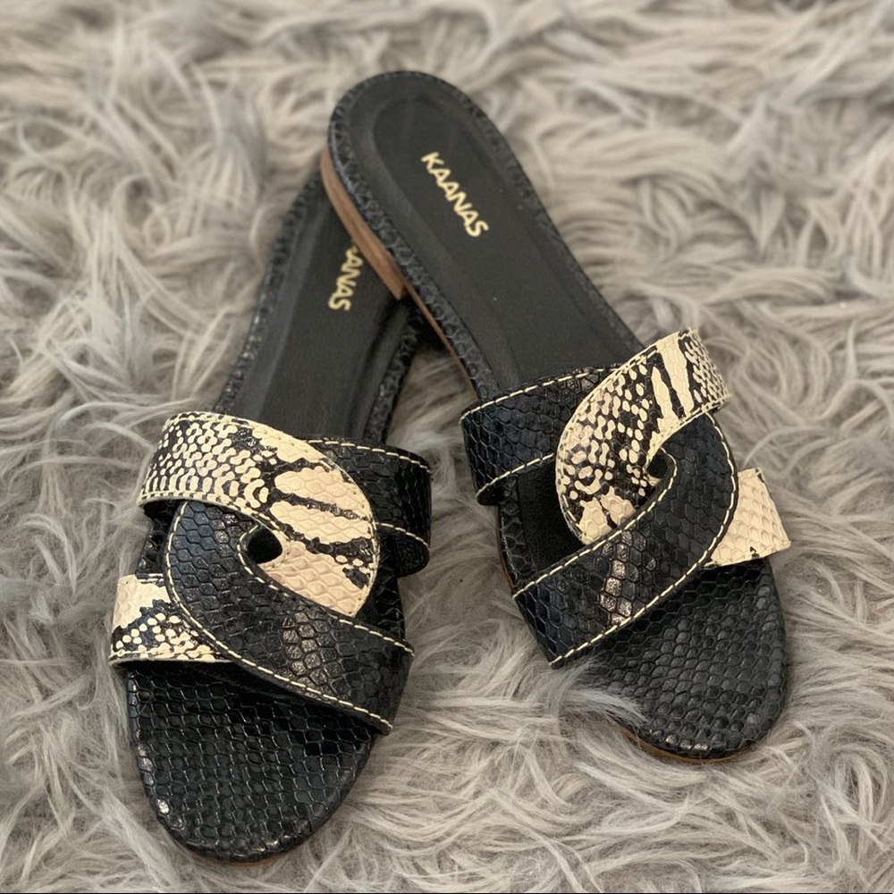 SANTORINI SNAKE INFINITY SANDAL